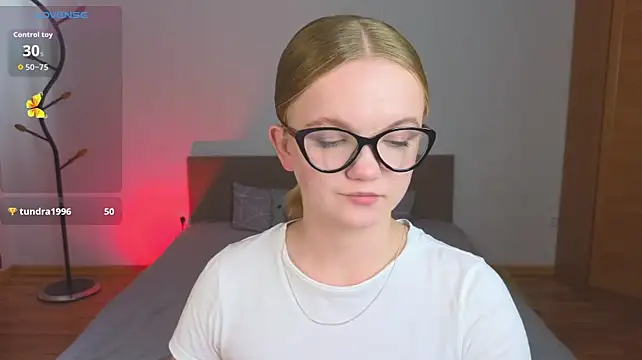StellaBunny stripchat live cam model