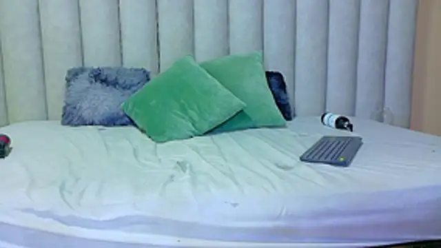 StarrMoon__ stripchat live cam model