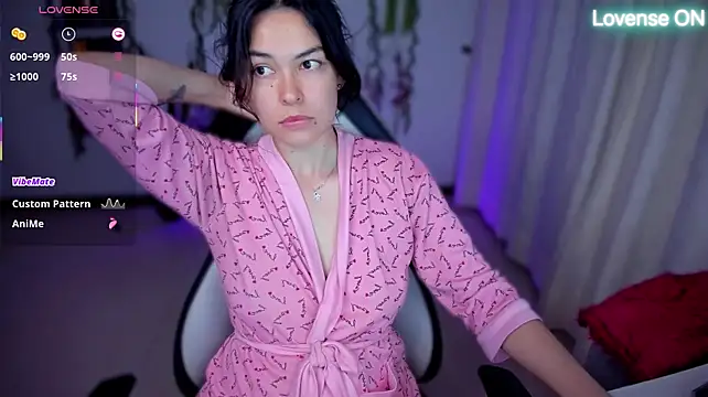 Lunlunera stripchat live cam model