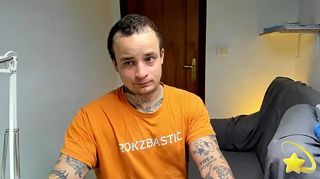 layneinchains stripchat live cam model