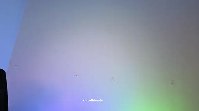 Carolblonde stripchat live cam model