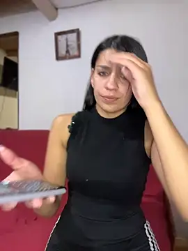 Mundowanda777 stripchat live cam model