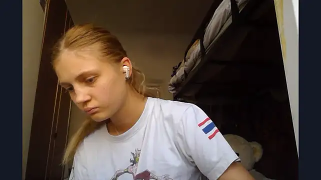 LunaLaday stripchat live cam model