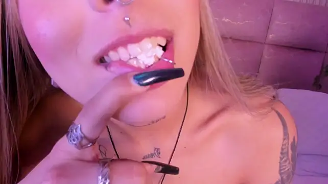 Anaksunamun6 stripchat live cam model