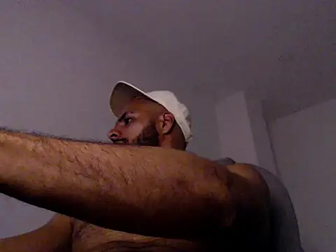 ThiagoToro stripchat live cam model