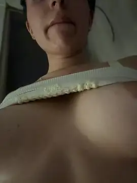 OhMySelenyx3 stripchat live cam model