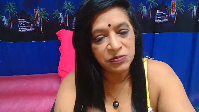 INDIANFUSION stripchat live cam model