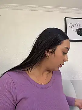 Hannahoff stripchat live cam model