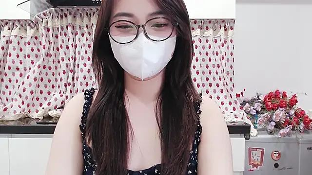 Rinasaki stripchat live cam model