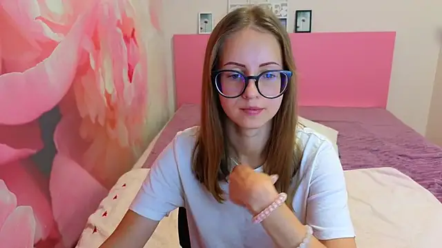AliceAdams stripchat live cam model