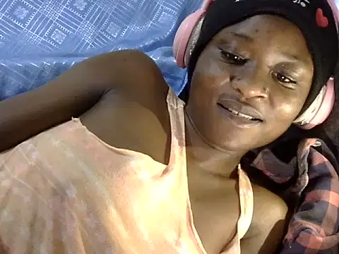 sweet_caci stripchat live cam model