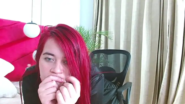 Sophie_ponce stripchat live cam model
