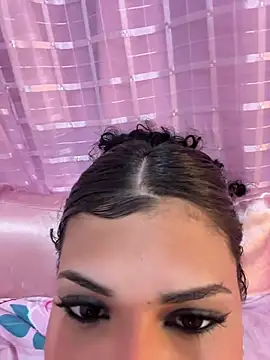 luludolll stripchat live cam model