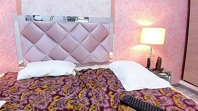 shaidyscott stripchat live cam model