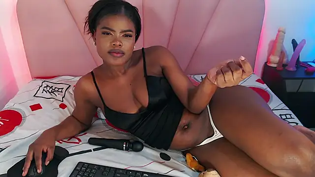 mariahsugarr stripchat live cam model