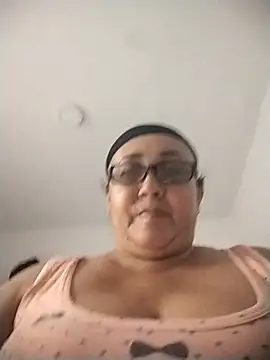 Nini_Love_ stripchat live cam model