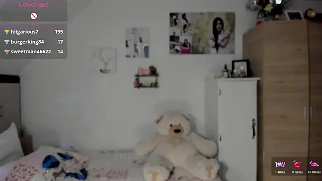 Veronikolsen- stripchat live cam model