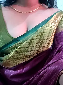 Ramya_369 stripchat live cam model