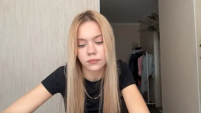 Glamorforyou stripchat live cam model