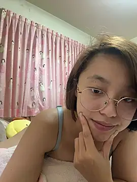 ladypaggy stripchat live cam model