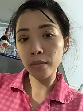 Minee1202 stripchat live cam model