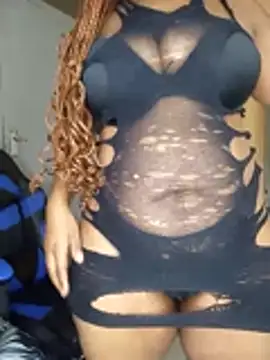 Nicollet2 stripchat live cam model