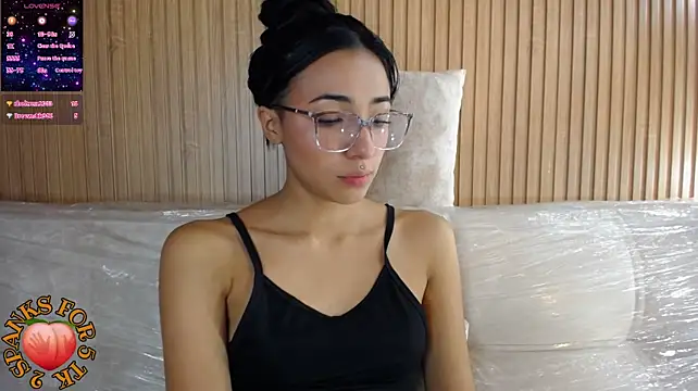 Violett1126 stripchat live cam model