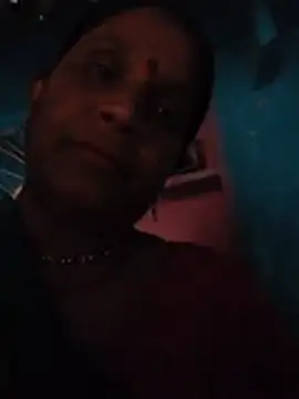 Trisha_sharmaa stripchat live cam model