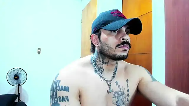 Van_Velckan stripchat live cam model