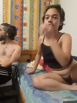 Meeliivee stripchat live cam model