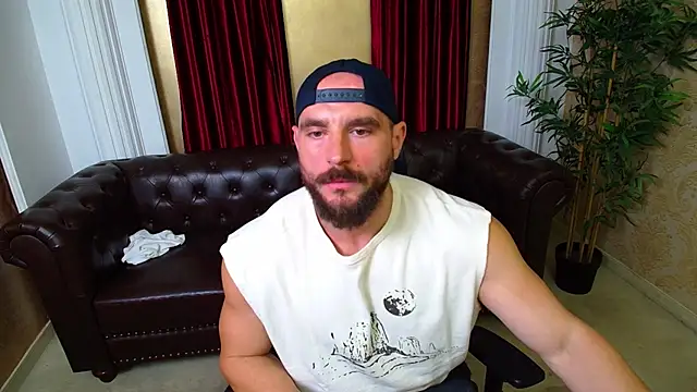AdamJamesonn stripchat live cam model