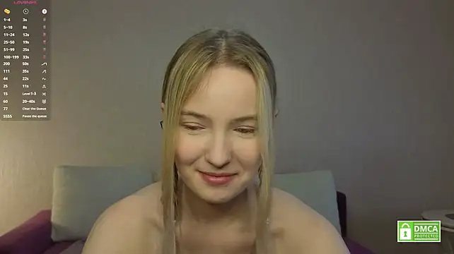 HongTomczak stripchat live cam model