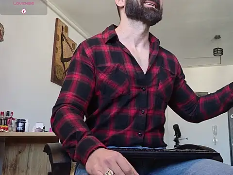 GipsyKingRo stripchat live cam model