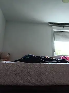yoahotpetrafiery stripchat live cam model