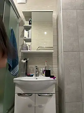 SakuraSara stripchat live cam model