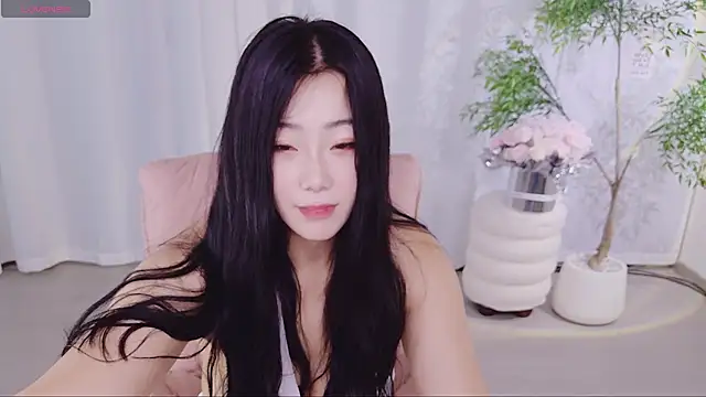 chole33 stripchat live cam model