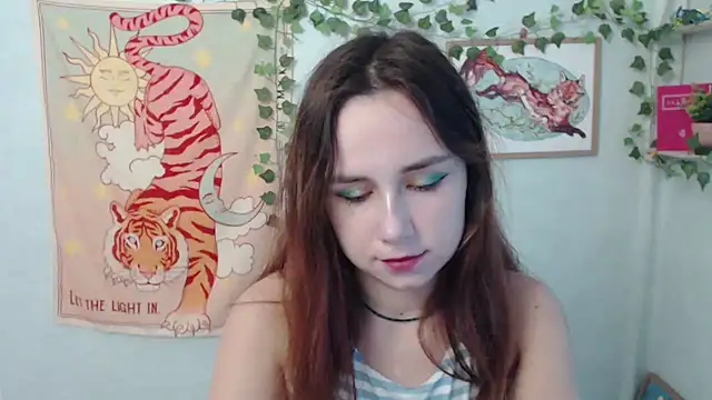 VeryVeryVeryShy_ stripchat live cam model