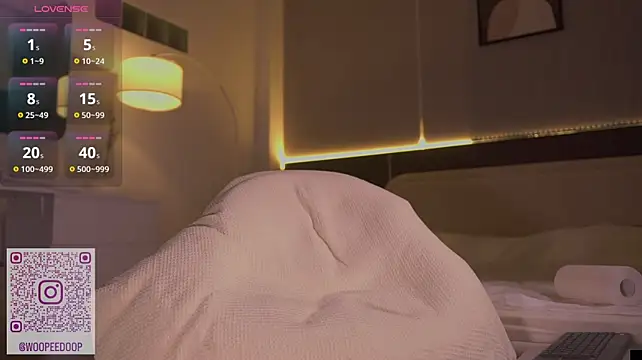poorpornactor stripchat live cam model