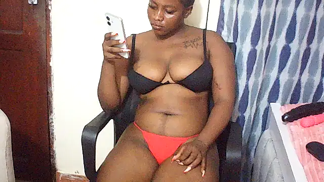 emmyteaz1 stripchat live cam model