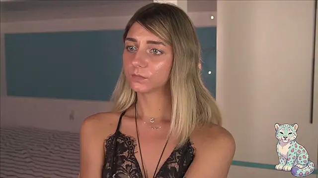 MilaMilkEyes stripchat live cam model