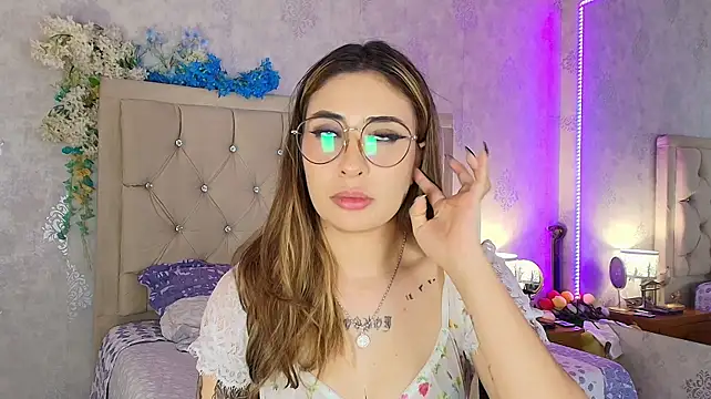 nini_love01 stripchat live cam model