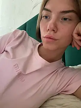 Lisaaa_Alisa stripchat live cam model