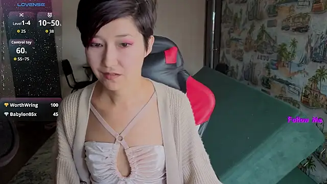 LeyylaStoone stripchat live cam model