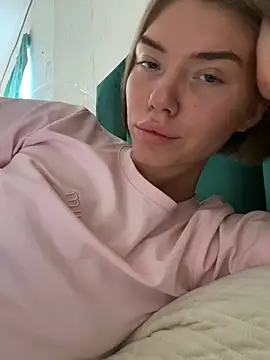Lisaaa_Alisa stripchat live cam model