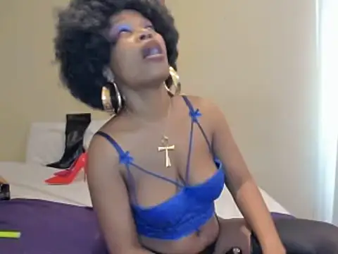 AfricanSquirtingQueen stripchat live cam model