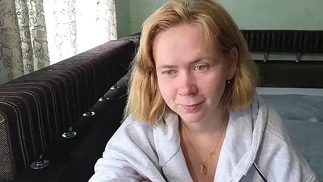Riley_Roo stripchat live cam model
