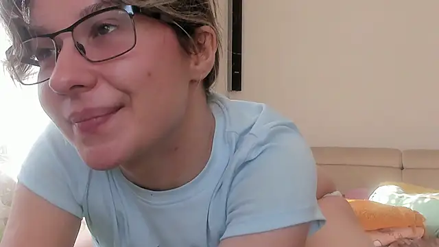 Lilith_lutherlow stripchat live cam model
