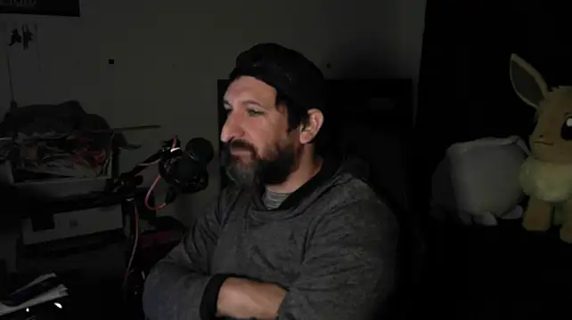 DevilPup75_ stripchat live cam model