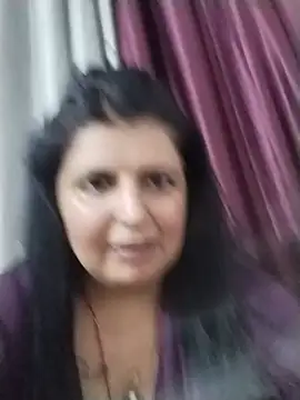 Jann_Riya333 stripchat live cam model