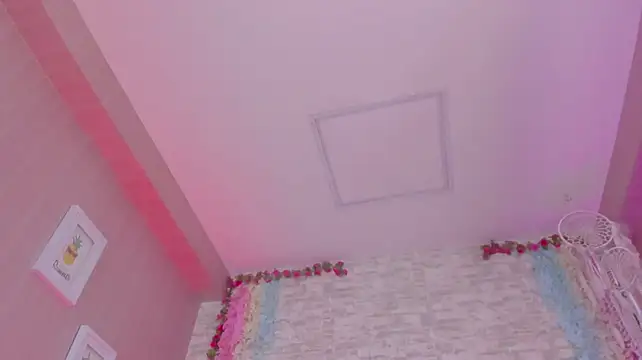 ayla_lux stripchat live cam model